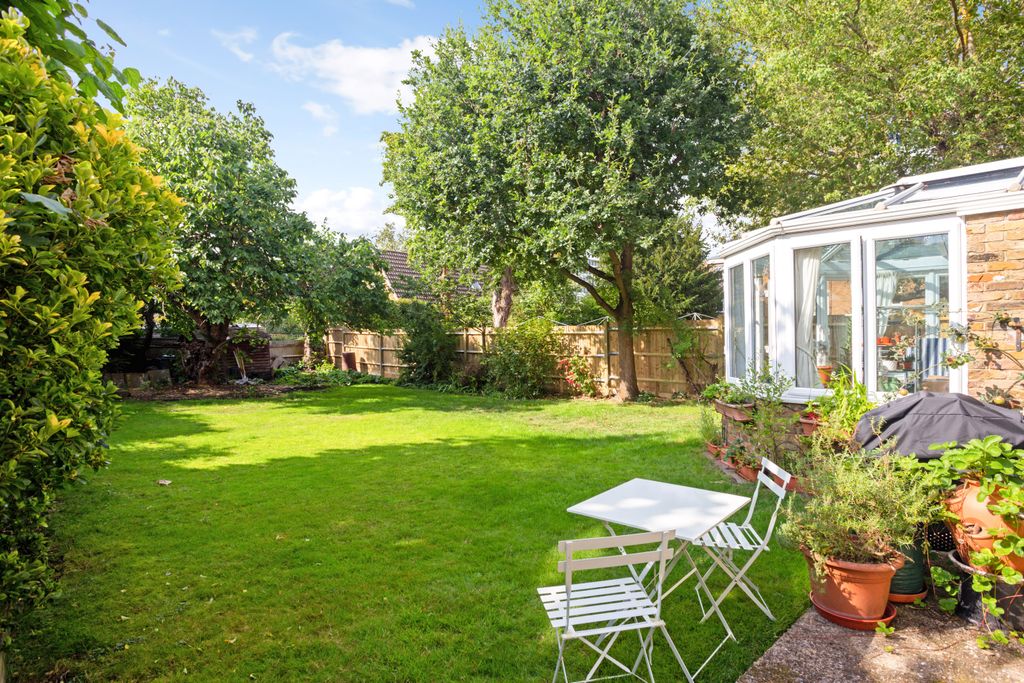 Property photo 3 of 12