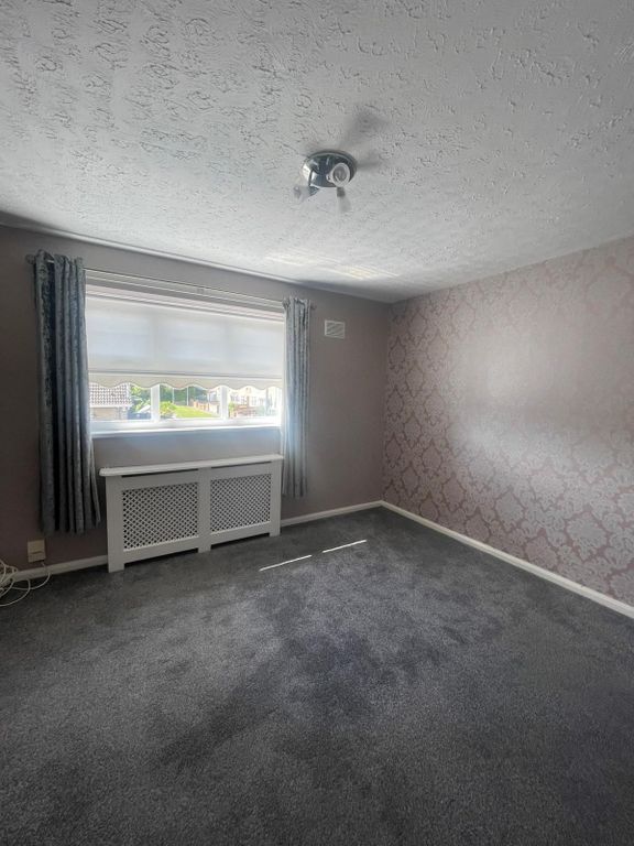 Property photo 3 of 11 Image