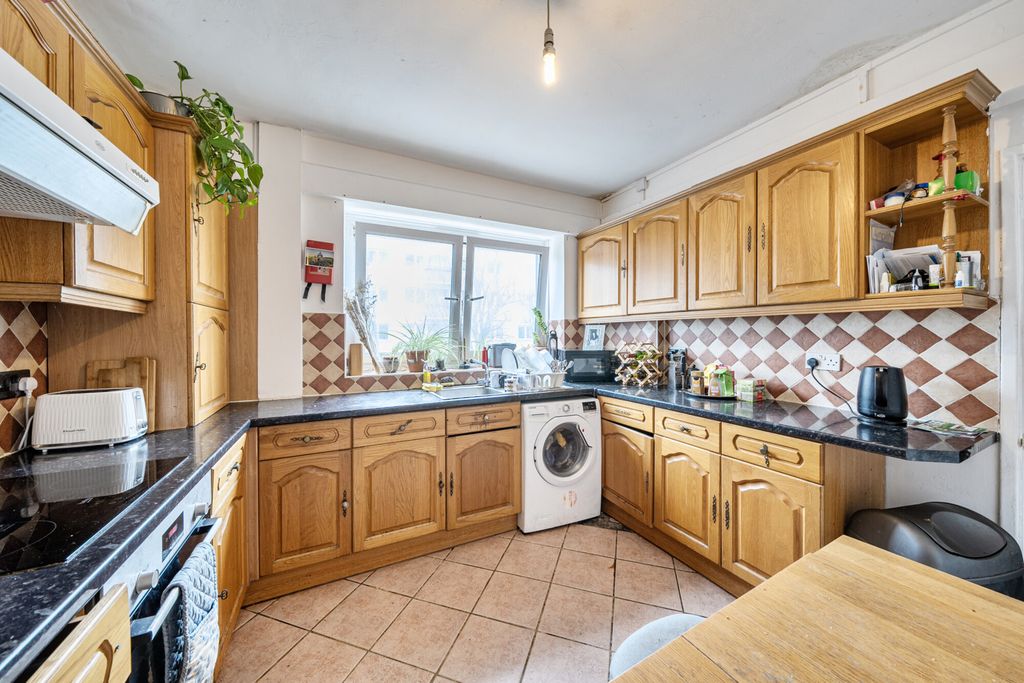 Property photo 1 of 16 Kitchen