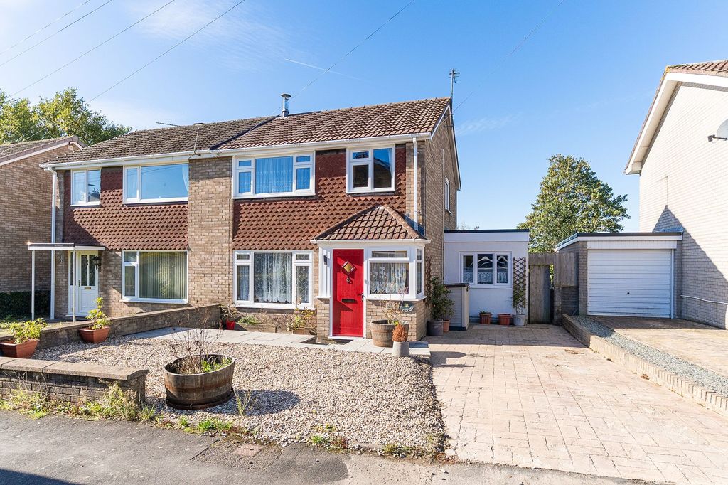 Property photo 1 of 25