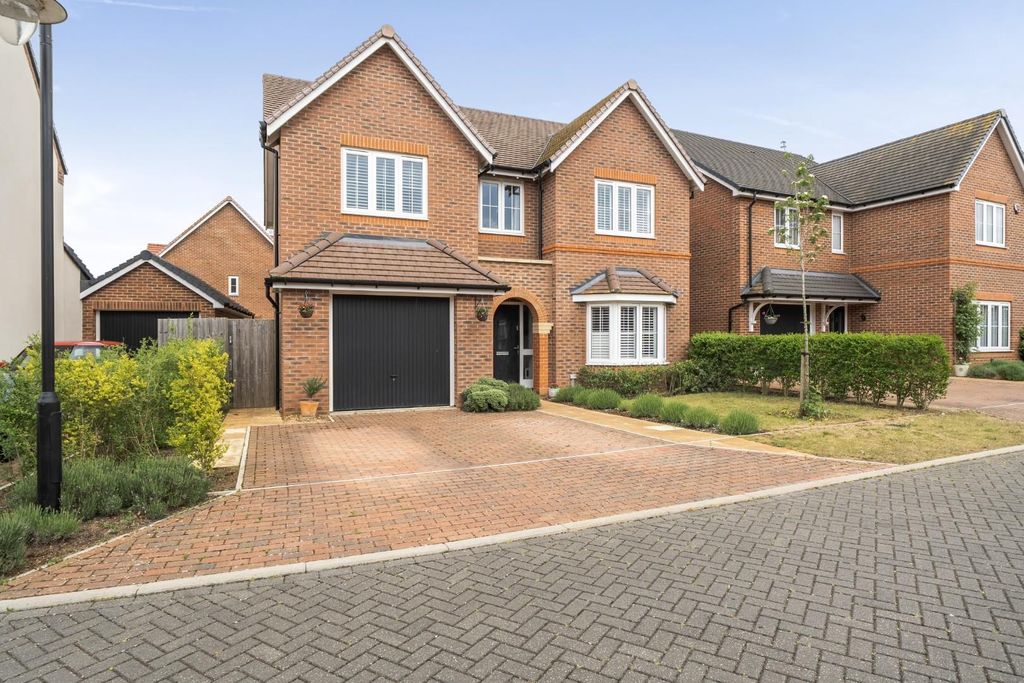 Property photo 1 of 29 1-69Fae20Ddb98A-1453529-1-69F9F26Bab86B-1.Jpg