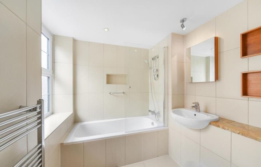 Property photo 2 of 6 2 York Street 4 31.03.Png