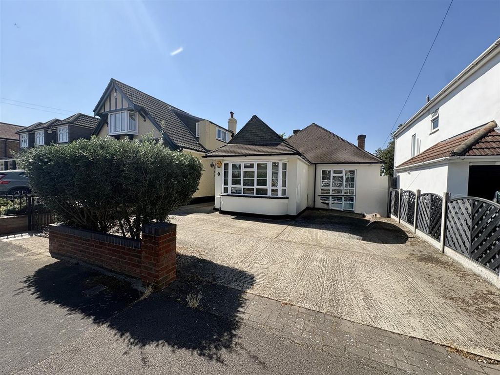 Property photo 1 of 19 External