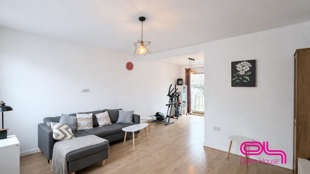 Property photo 2 of 12 Add A Subheading - 2026-02-05T001613.390.Png