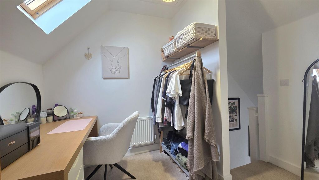 Property photo 2 of 21 Office/Dressing Area