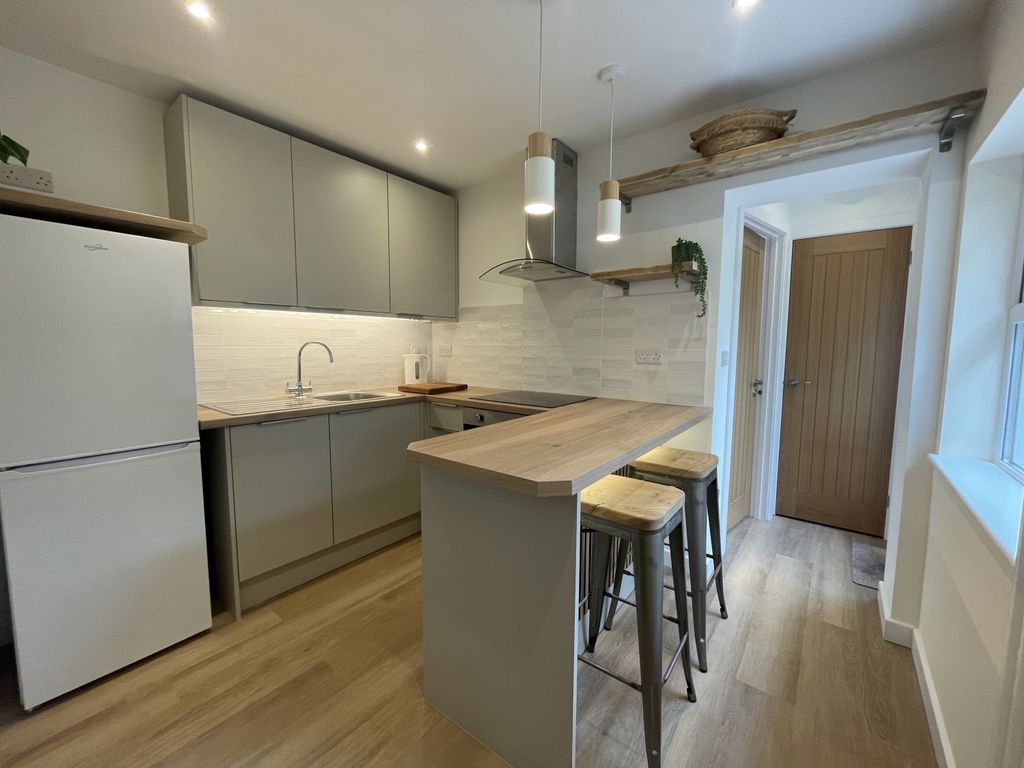Property photo 2 of 13 Img_5353