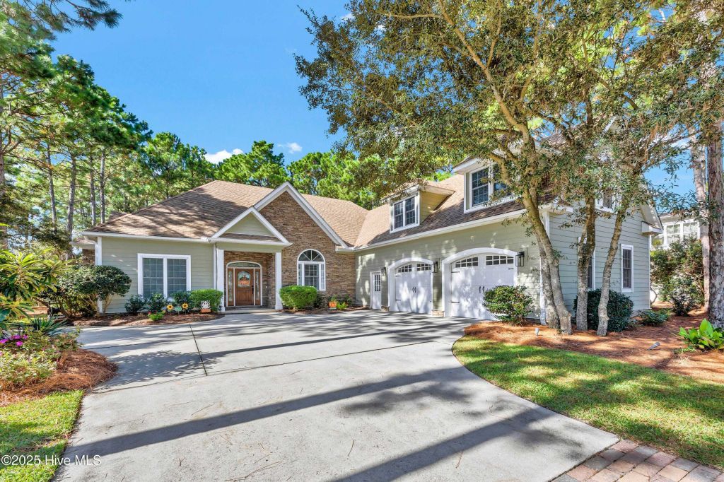 Property photo 1 of 30