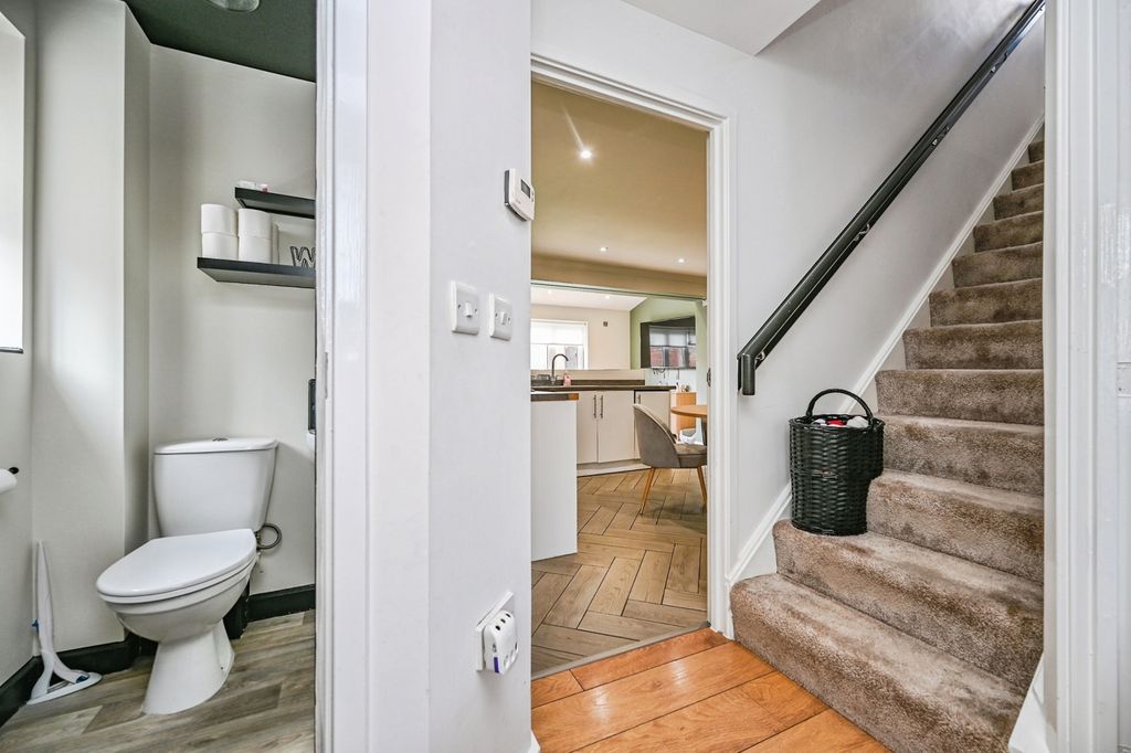 Property photo 2 of 22 Pbox-Img.Jpg