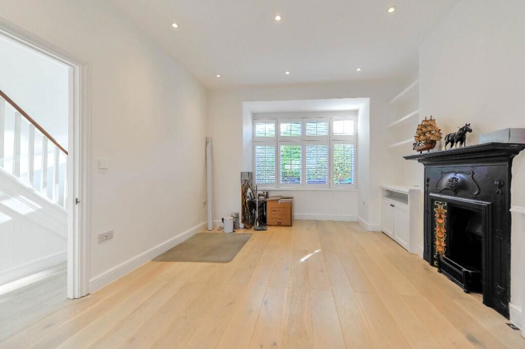 Property photo 3 of 19