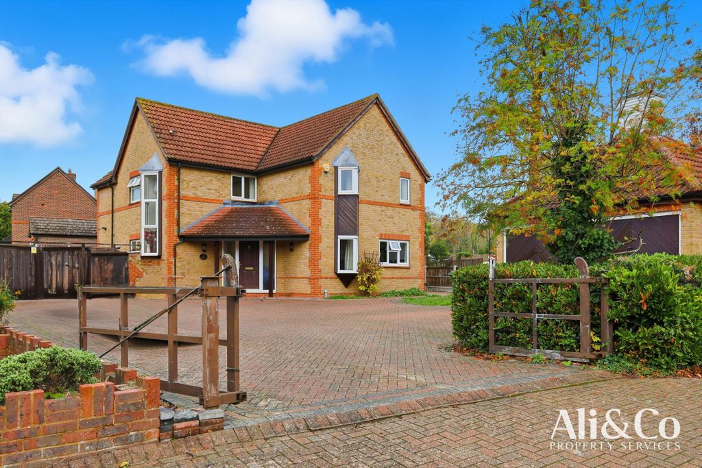 Property photo 2 of 29