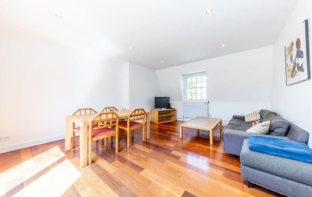 Property photo 3 of 12
