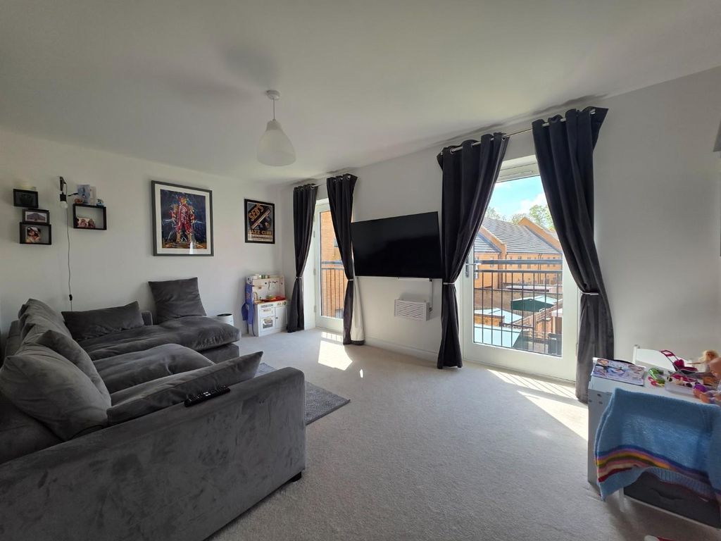Property photo 2 of 14 11.Jpg