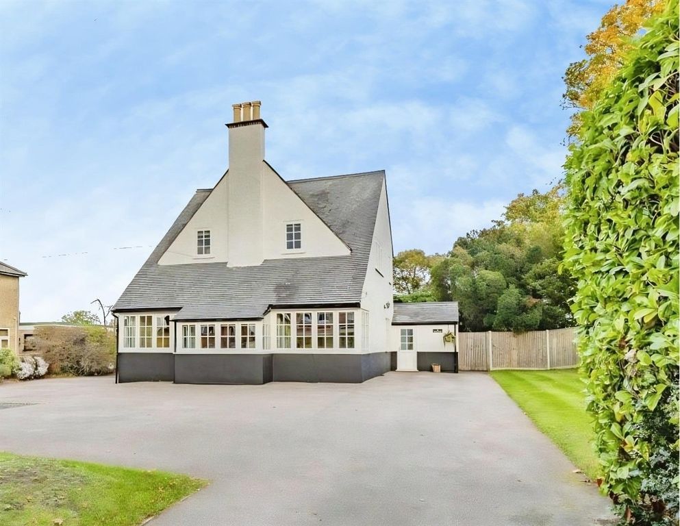 Property photo 1 of 22