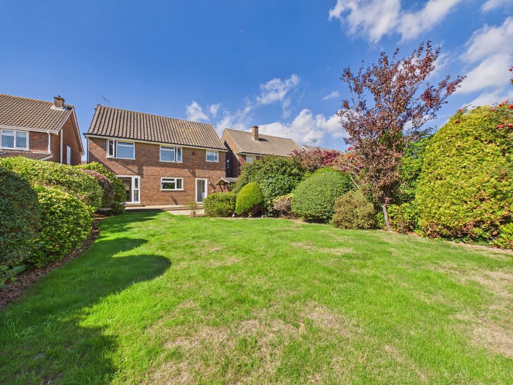 Property photo 2 of 23
