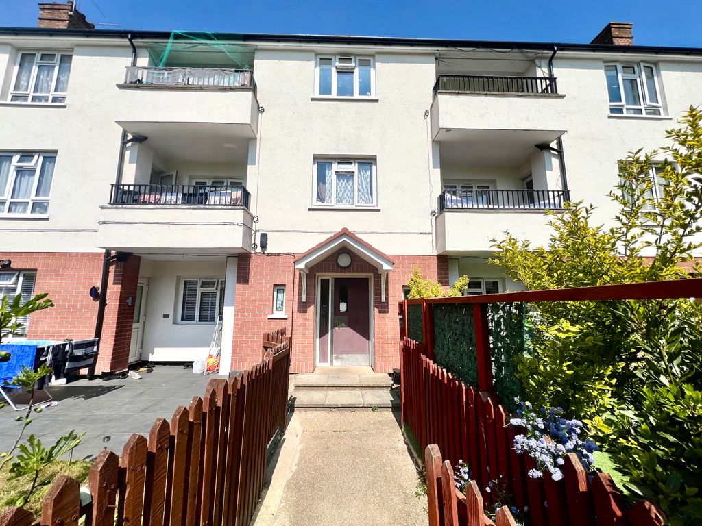 Property photo 1 of 14 Front