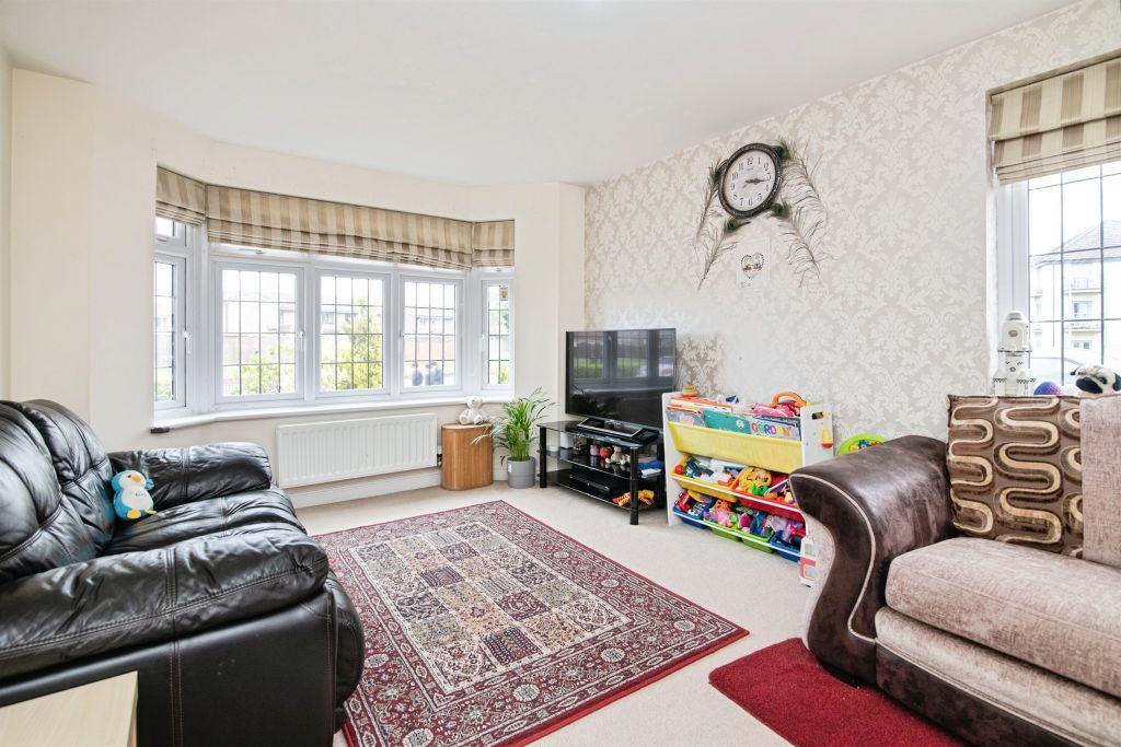 Property photo 2 of 14