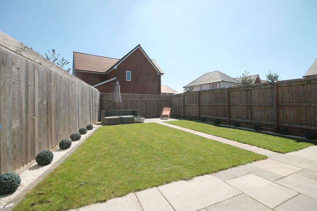 Property photo 3 of 22