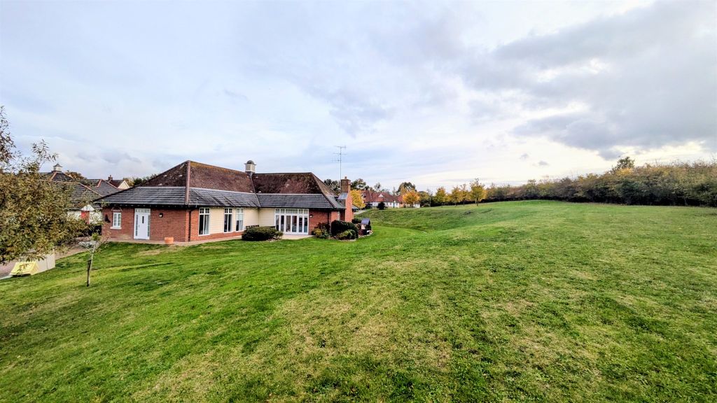 Property photo 3 of 13