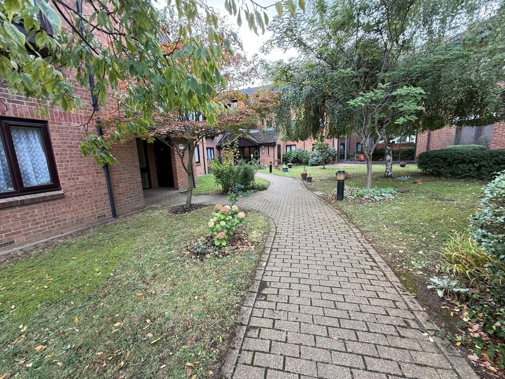 Property photo 3 of 18