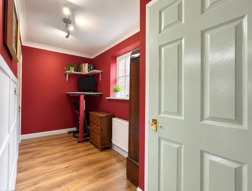 Property photo 3 of 32