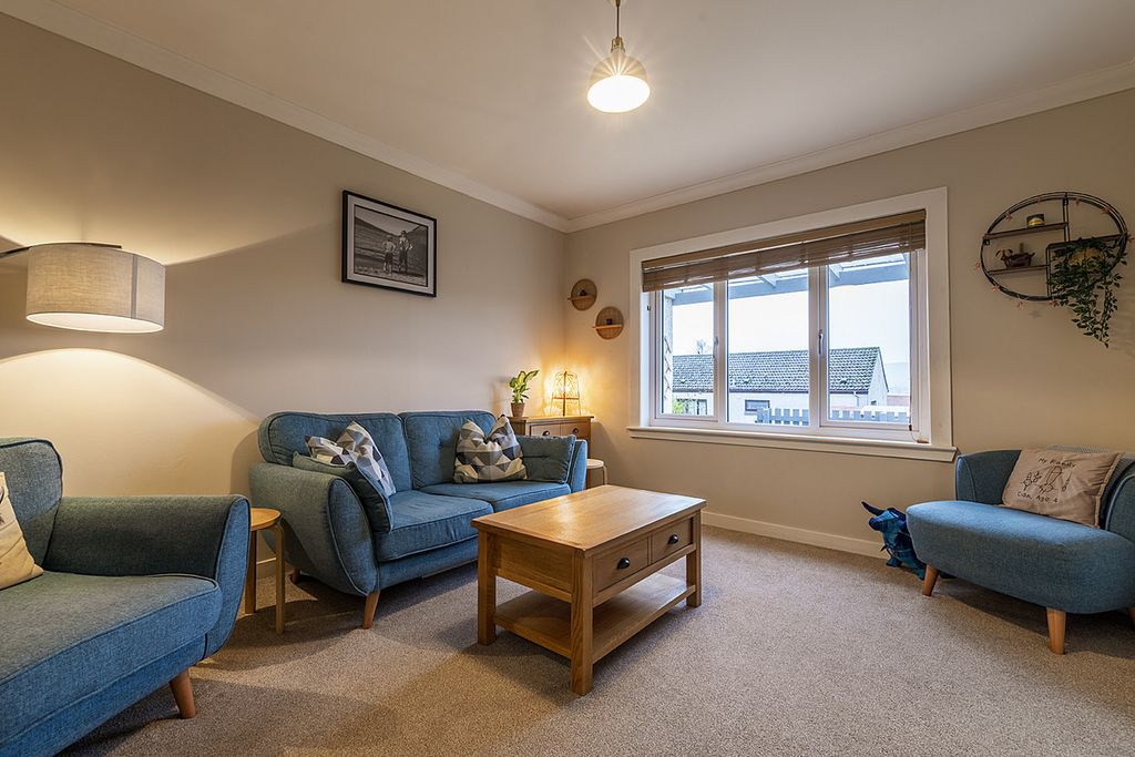 Property photo 2 of 43
