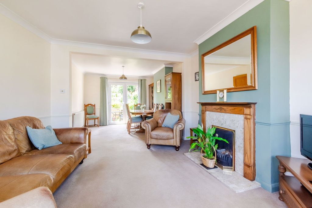 Property photo 2 of 16 Gallery