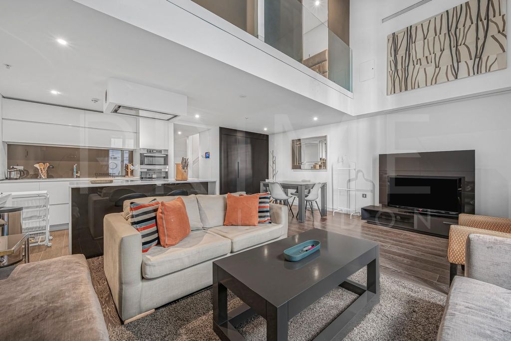 Property photo 1 of 16 Reception4 (15).Jpg