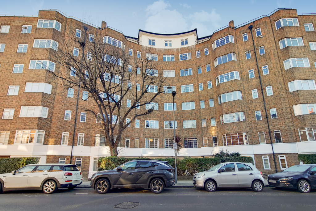 Property photo 1 of 8