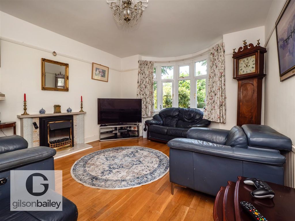 Property photo 3 of 38 160Christchurchroad-15.Jpg