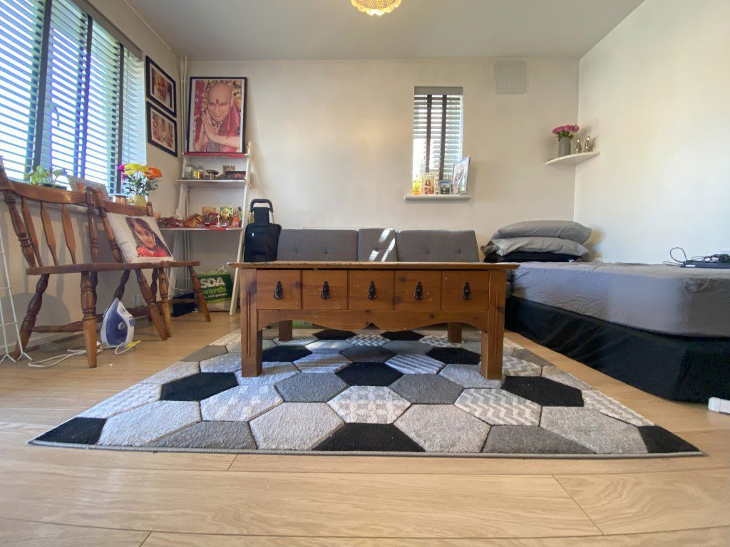 Property photo 3 of 5