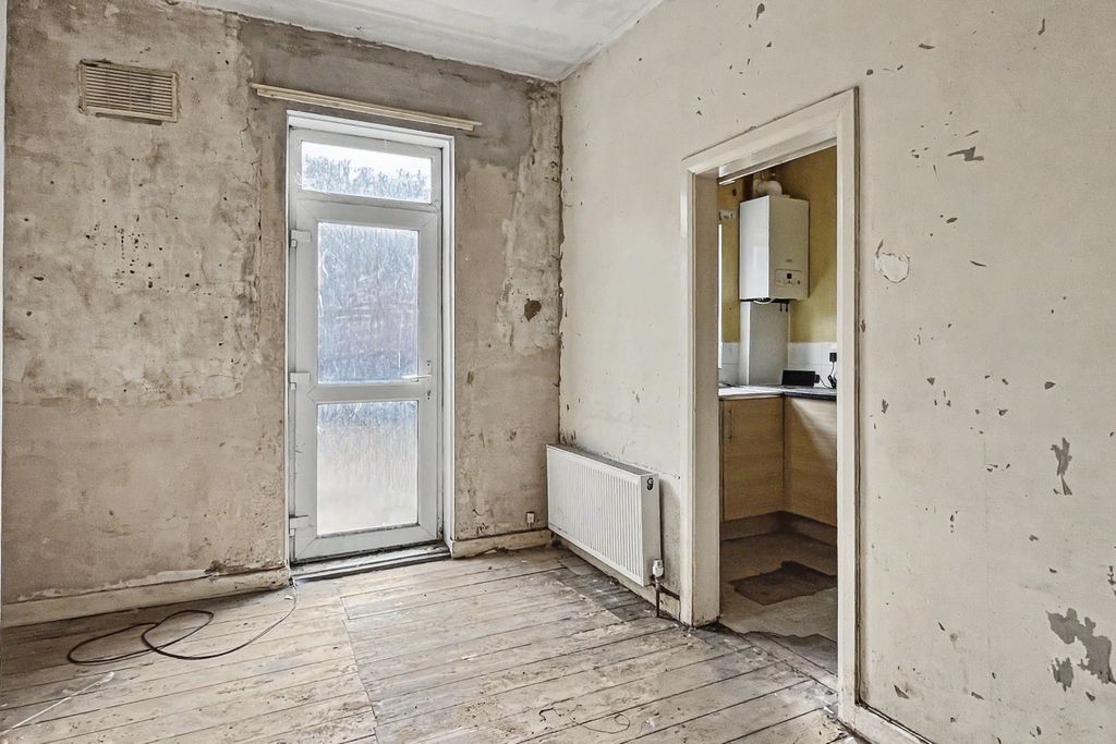 Property photo 3 of 17 119 Marshall Wallis Road, South Shields, Tyne And Wear, Ne33 5Pr
