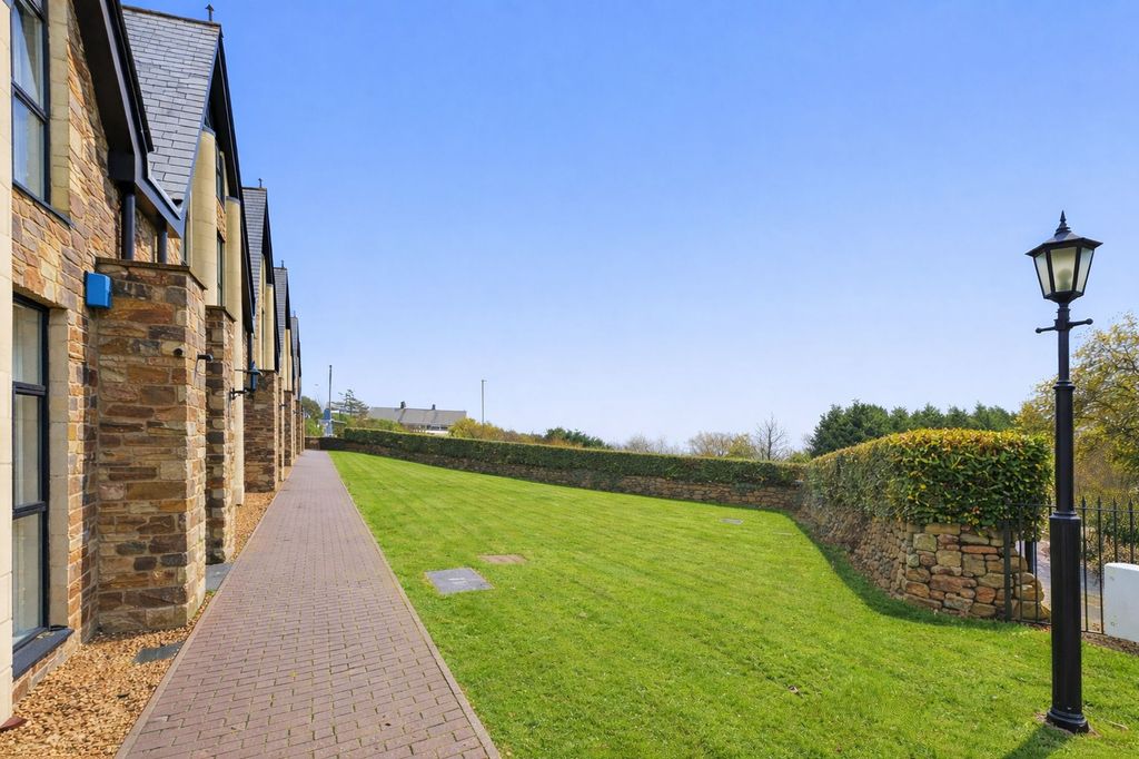 Additional image 17 of 2 bed flat for salePochin Drive, Pochin House Pochin Drive PL25