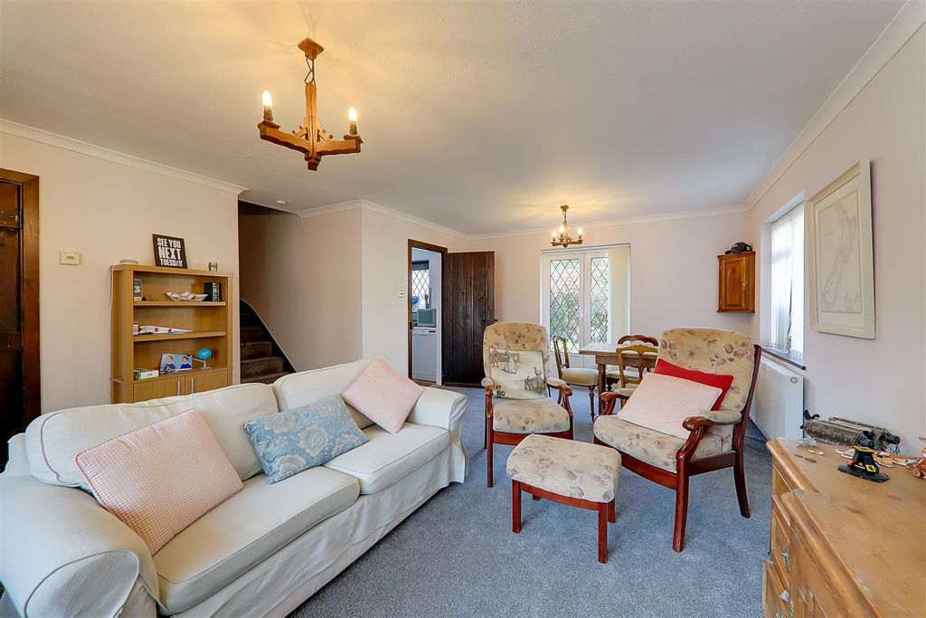 Property photo 2 of 12 Img_3552-Img_3554.Jpg