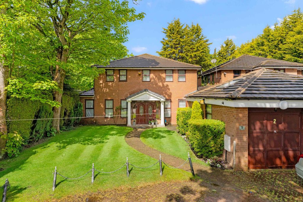 Property photo 1 of 36