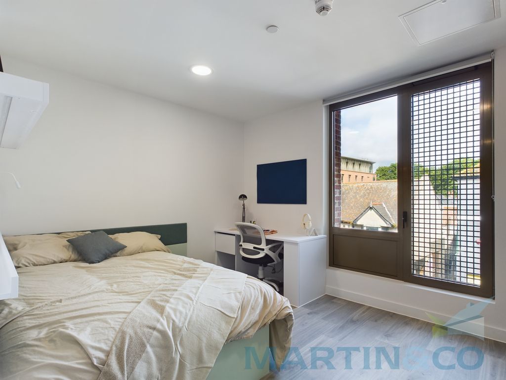 Property photo 1 of 10 Bed