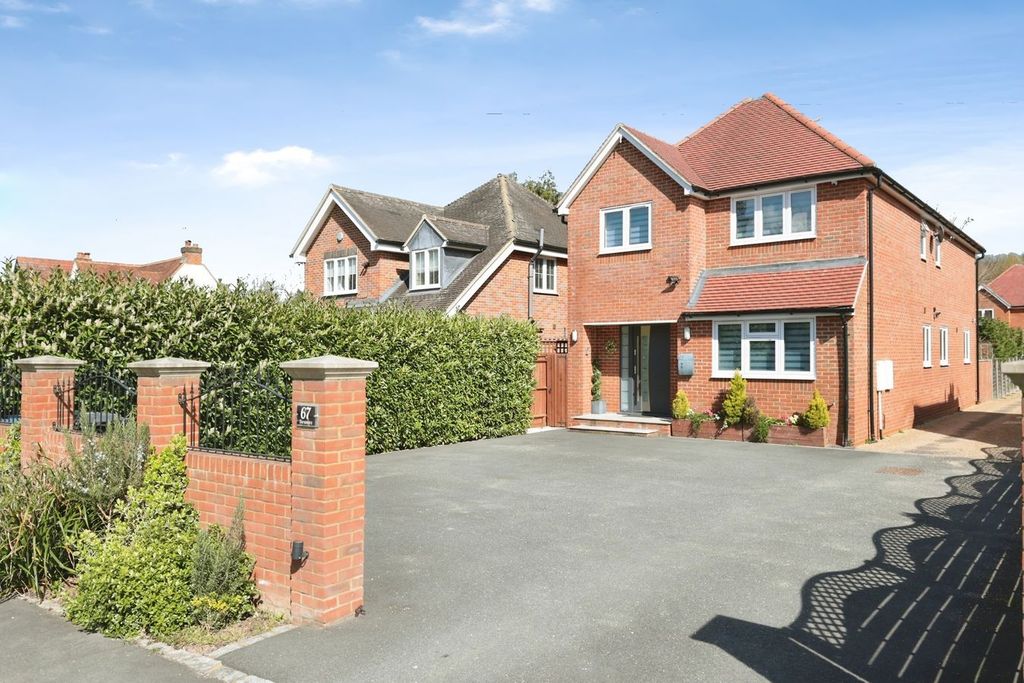 Property photo 1 of 21
