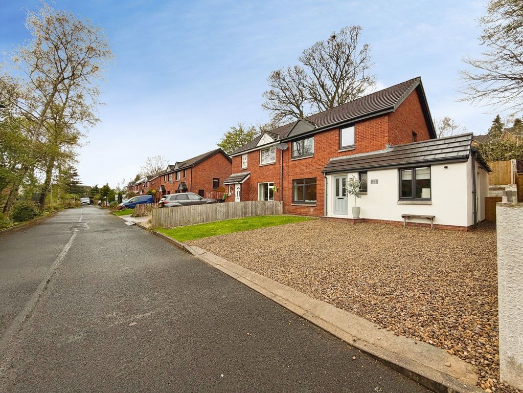 Property photo 1 of 38