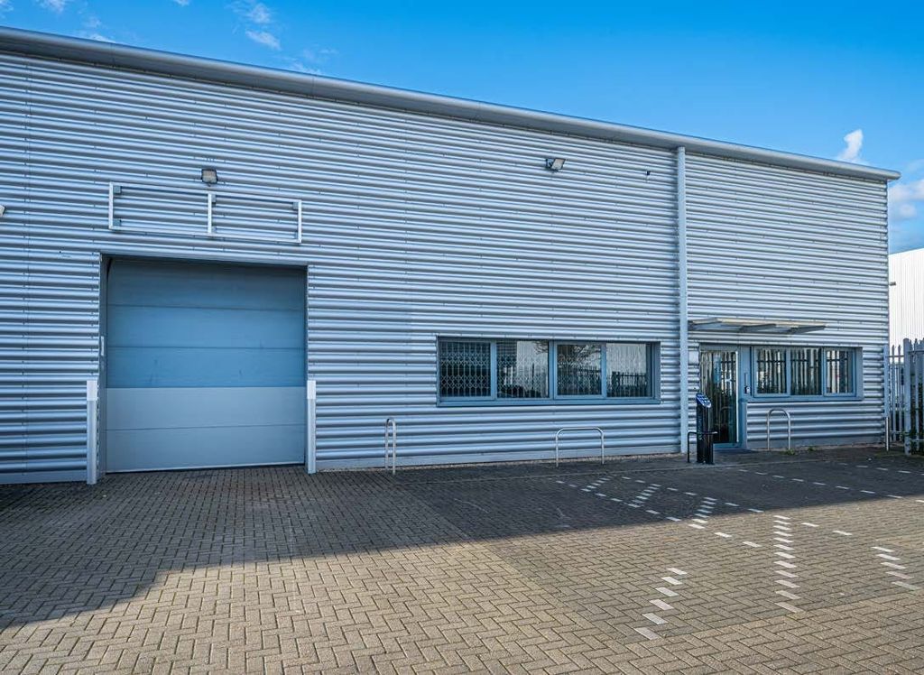 Property photo 2 of 8 Vector Park Feltham V9 And V13 2025_Page_1_Image_0002.Jpg