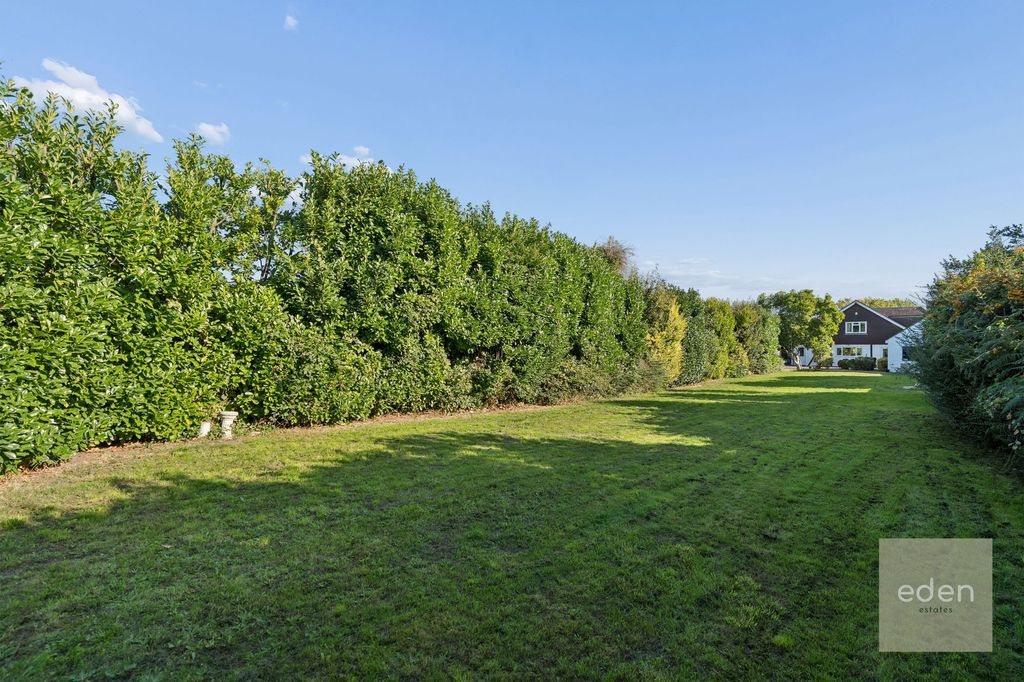 Property photo 2 of 36