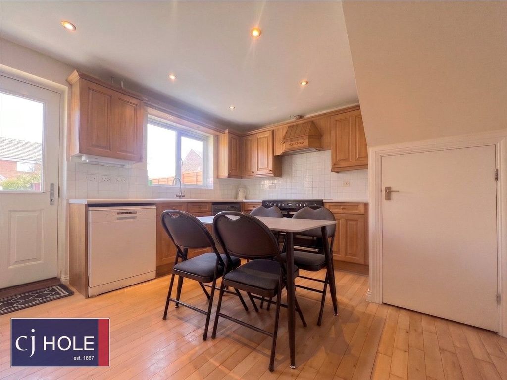 Property photo 3 of 19 Picture No. 73