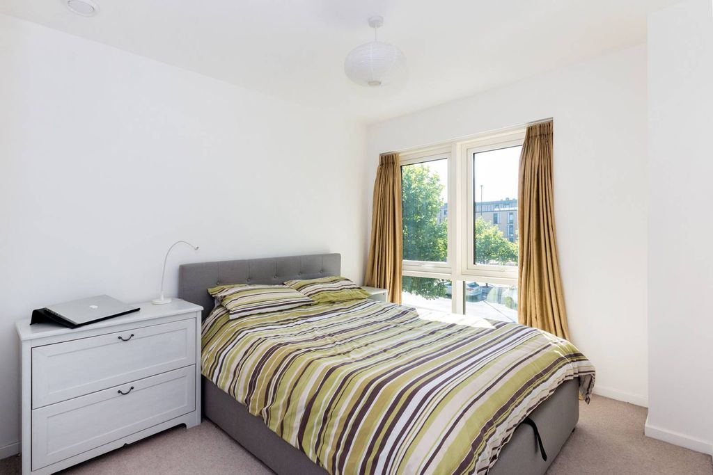 Property photo 3 of 7