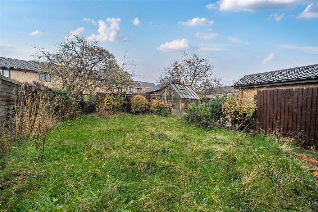 Property photo 2 of 13 1376724-5-69173d49B4Eb3-Arw.Jpg