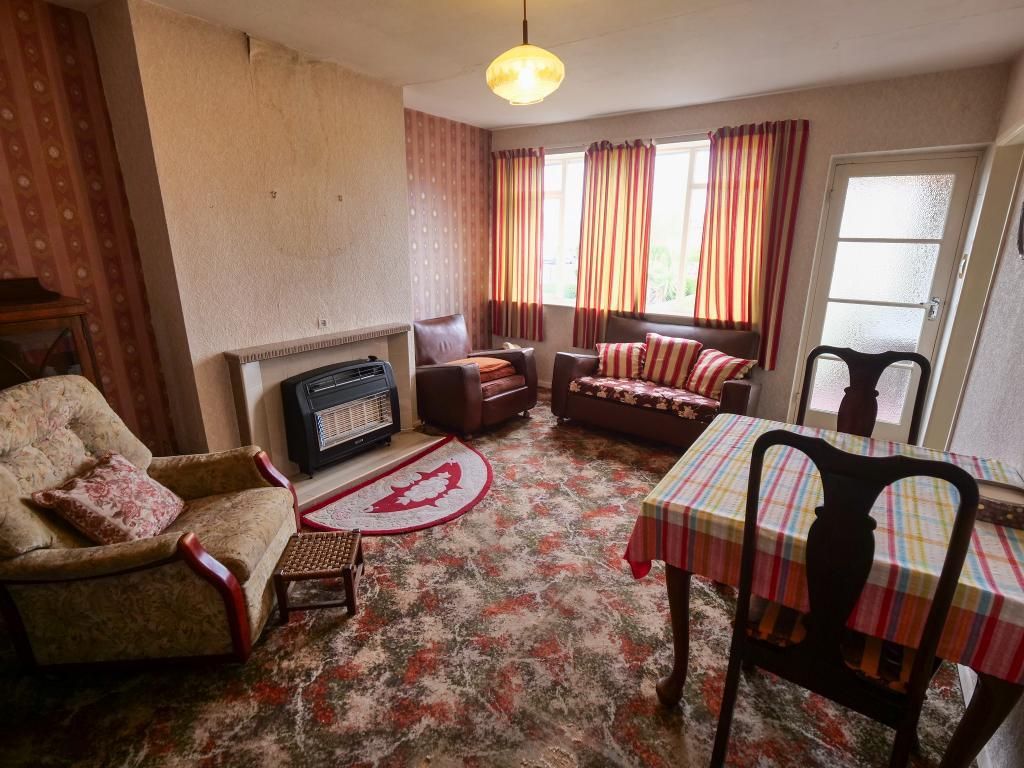 Property photo 2 of 8 Living Room