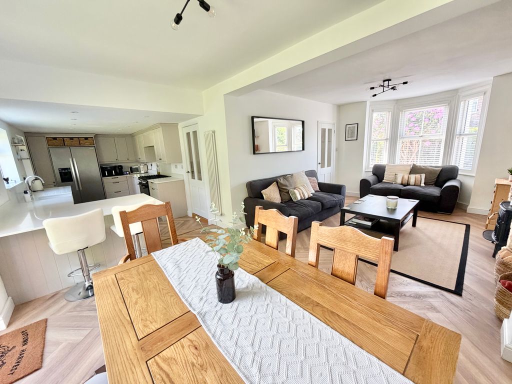 Property photo 2 of 24 Img_2962