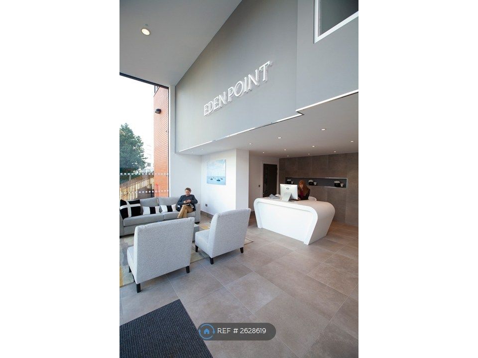 Property photo 3 of 12 Building Concierge
