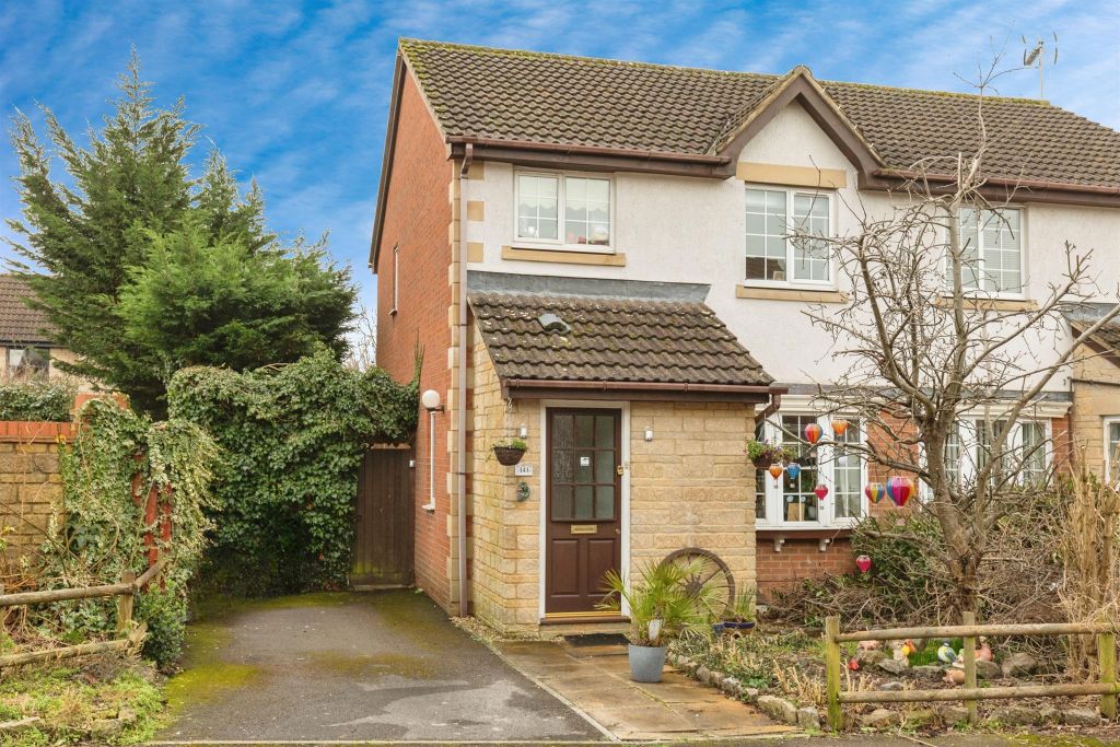 Property photo 1 of 13