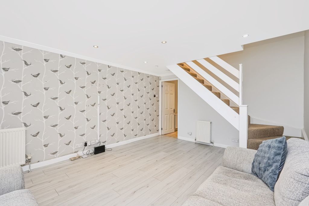 Property photo 3 of 27 5356109