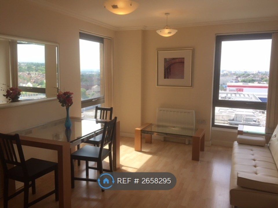 Property photo 1 of 4