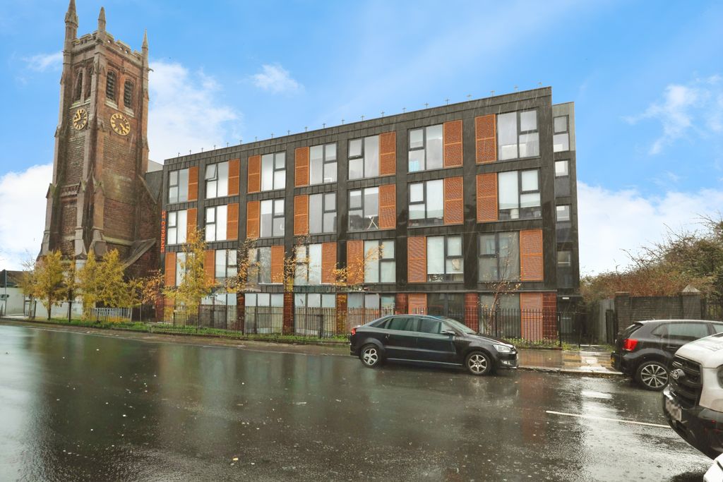 Property photo 1 of 15 Front