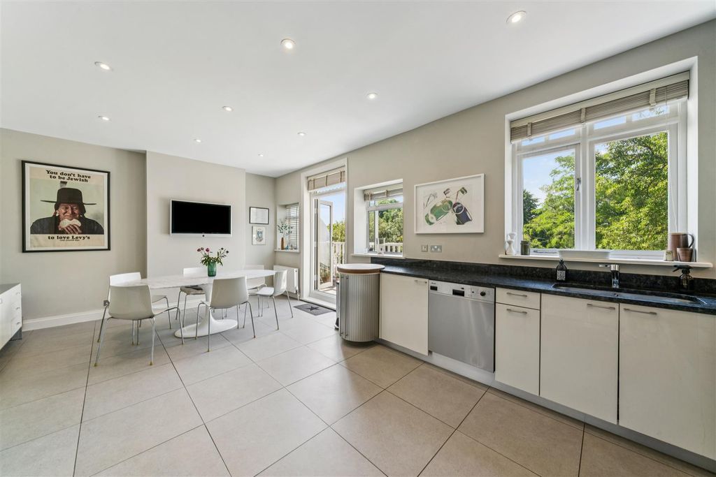 Property photo 3 of 15 Hartswood Road, W12 - For Sale